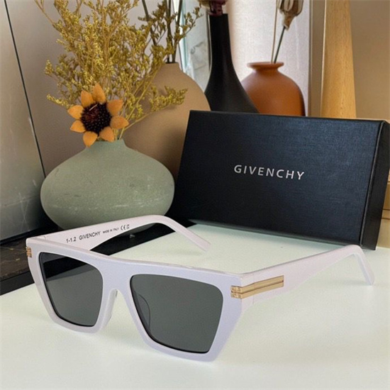 Givenchy Sunglass AAA 031
